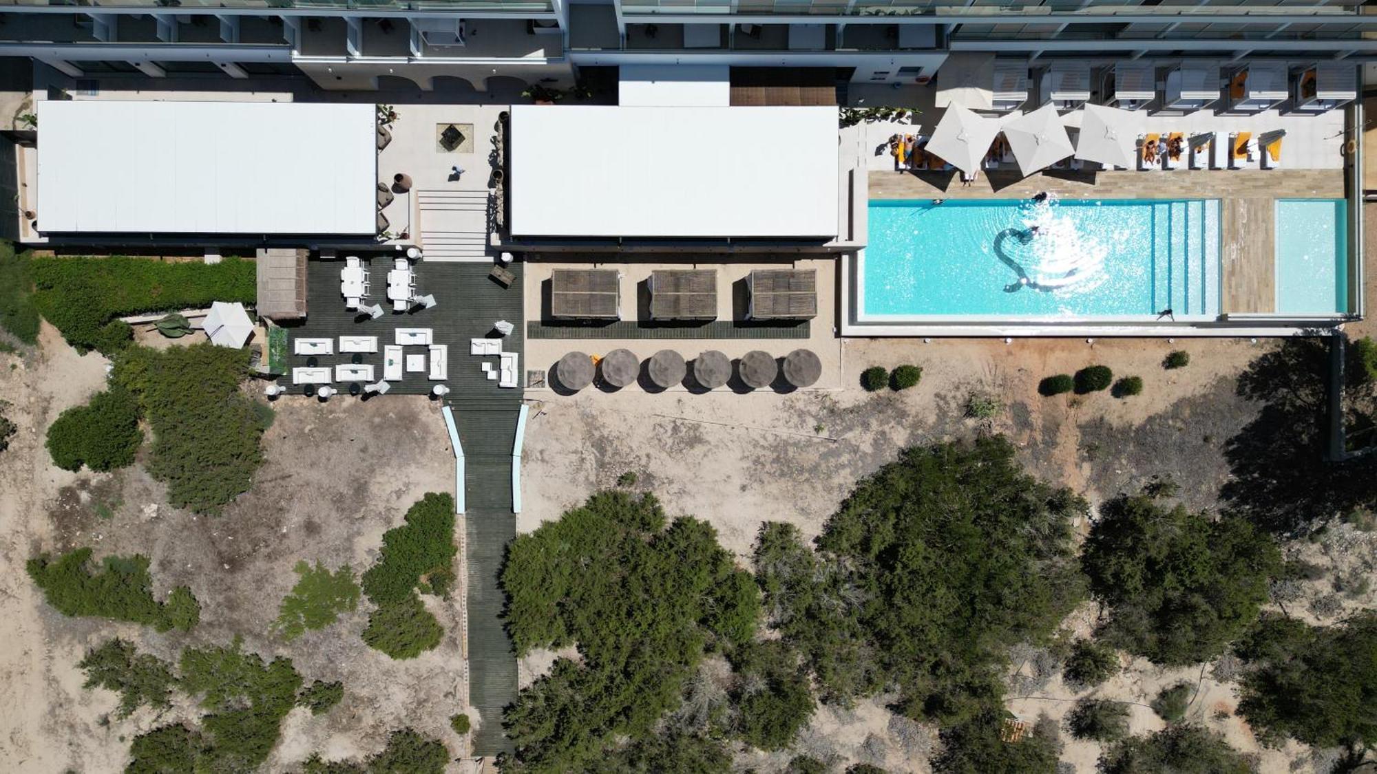 Hotel Cala Saona & Spa Exterior photo